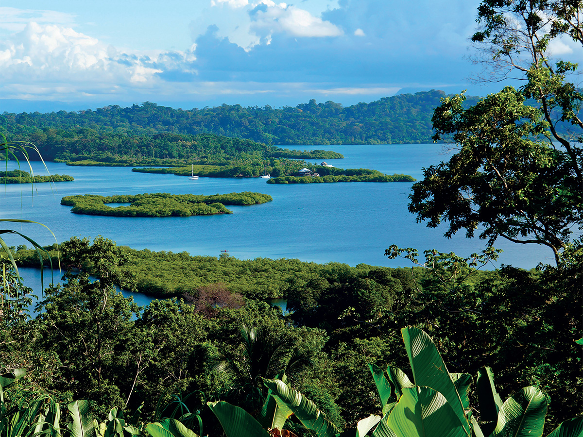 La Perla World (2007 2008) Hands on First